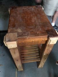 Vintage Cuttingboard table 
