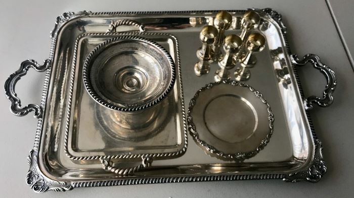 Large tray is Camusso