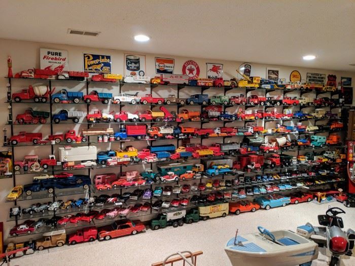 Central Minnesota's Largest; Vintage Toy,... starts on 5/24/2019