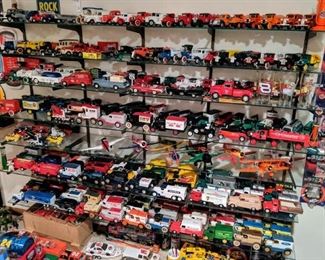 Ertl vehicle banks