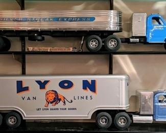 Fred Thompson Smith Miller Lyon Van Lines Semi Truck and Trailer
Fred Thompson Smith Miller Silver Streak Express