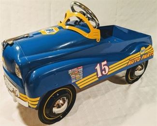 Michael Waltrip NAPA Custom Pedal Car (Professional Custom)