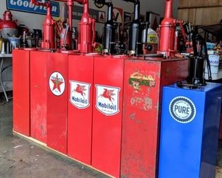 Standard Oil and Bennett Lubesters/Oil Pumps