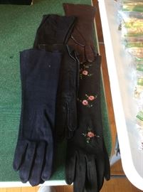 Women’s vintage gloves