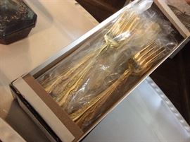 Gold flatware set