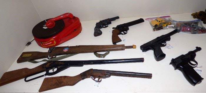 Toy guns, BB guns, Pellet guns