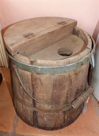 Antique wooden minnow bucket