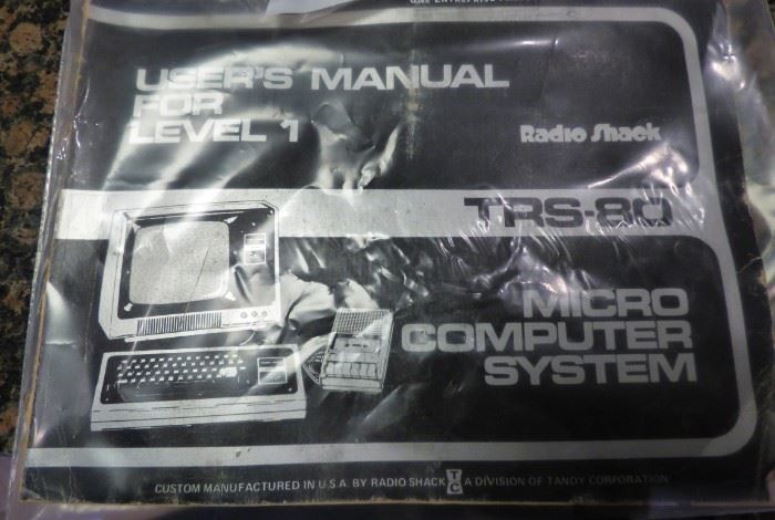 EARLY Radio Shack Computer TRS-80 Owner's Manual