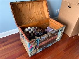 VERY UNIQUE BARREL TOP TRUNK