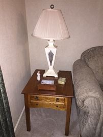 End Tables/Lamps