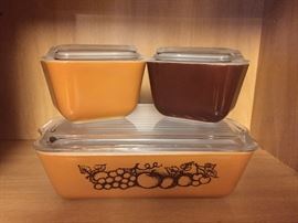 Vintage Pyrex Refrigerator Dishes