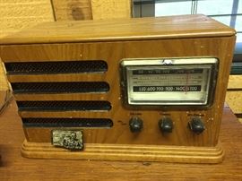 AM/FM Radio