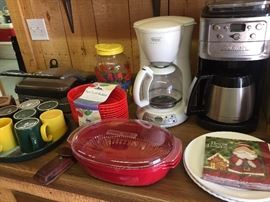 Assorted Kitchenware