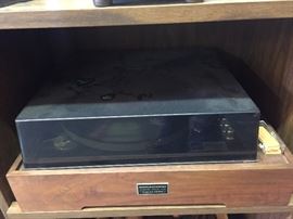 Realistic Miracord Turntable 