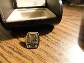 10K Gold Roadway Pin