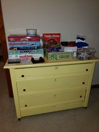 Vintage Dresser       Games