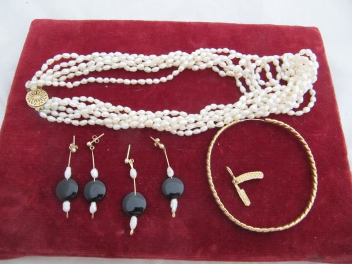Gold jewelry - bracelet, earrings, seed pearl necklace