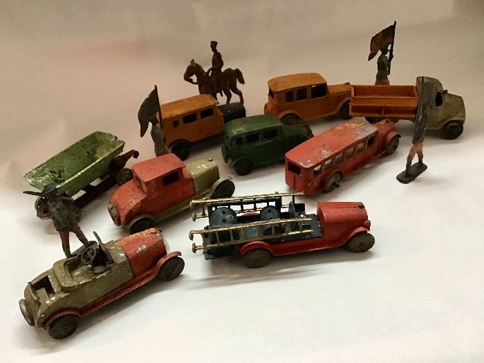 Vintage Toys, Tootsie Toys, Soldiers