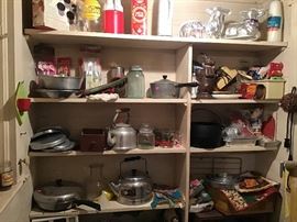 Kitchen pantry