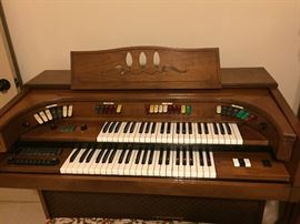 1970 Lowry Organ from with bench