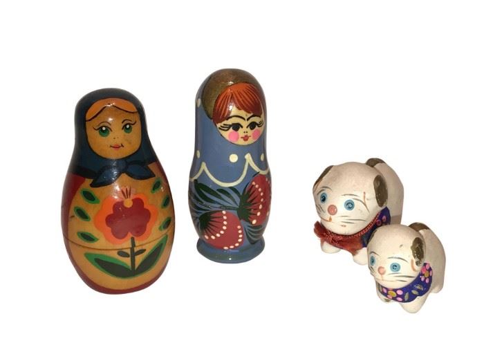Hand painted set of 2 Mini Nesting Dolls  2 Decorative Cats
