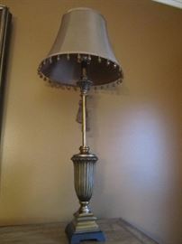 PAIR OF LAMPS