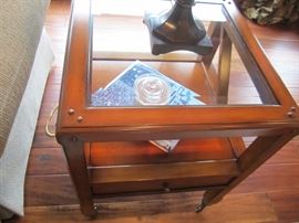 END TABLE FROM RESTORATION HARDWARE