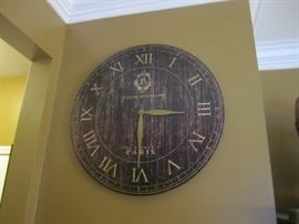 LARGE CLOCK