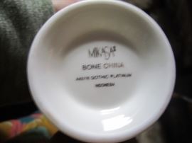 GOTHIC PLATINUM CHINA AND SERVING PIECES