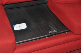  Super easy to use sleeper sofa mechanism !