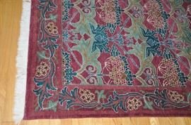 Fantastic William Morris Design, arts and crafts, vegetable dyed, hand made in India 100% wool area rug 6’ x 6’