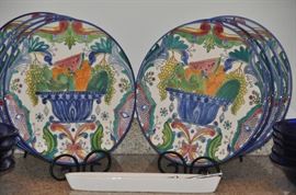 Up close detail of the beautiful Ceramar plates. 