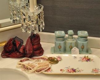 Wonderful powder room accessories!