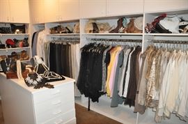 Wonderful selection of blouses, vests and slacks from manufactures from Chico's, Brooks Bros., Tahari, Jaeger, Ralph Lauren, Sun Kim, Piazza Semione, Ellen Tracy, Eskander, Marni, Joan and David, Saks, Neimans and so much more!