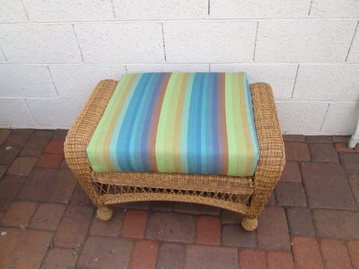 Matching Wicker Ottoman