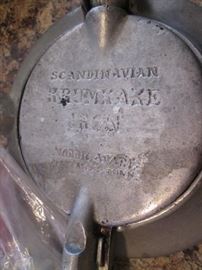 Scandinavian Krumkake Iron