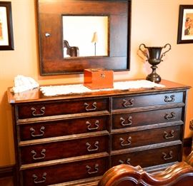 Bureau bedroom 8 drawers
