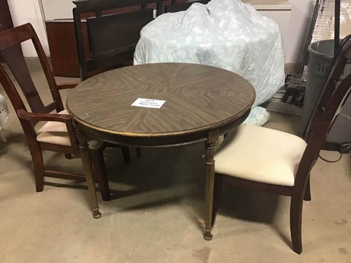 Mismatch Table Chairs