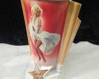 Marilyn Monroe The Seven Year Itch Longton crown beer stein https://ctbids.com/#!/description/share/110006 