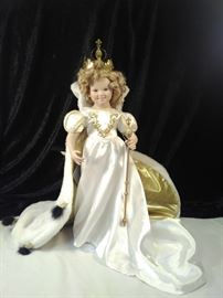 Shirley Temple Queen doll , Danbury Mint https://ctbids.com/#!/description/share/110050
