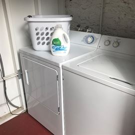 GE washer and dryer great condition