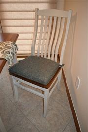DINING CHAIR (COMES WITH CHAIR PADS)