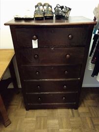 5 drawer solid wood dresser.