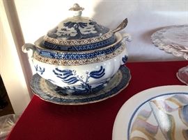 Booths "Real Old Willow" tureen