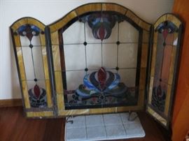 Stained glass fireplace screen