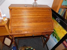 Antique Roll Top Desk(Small Size)