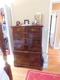 Knob Creek Chest of Drawers
