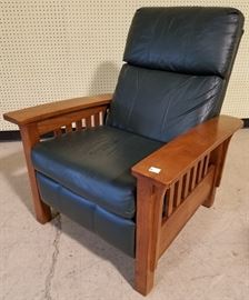 Lane Mission oak recliner