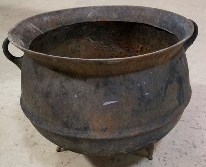 Antique stew pot