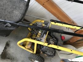 Karcher 2500 psi power washer 